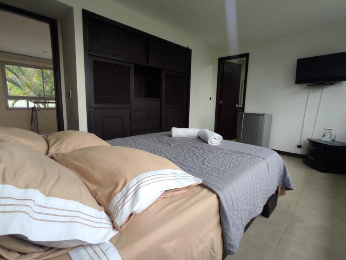 Habitacion Privada En Finca Turistica Hualcala La Mesa  Buitenkant foto